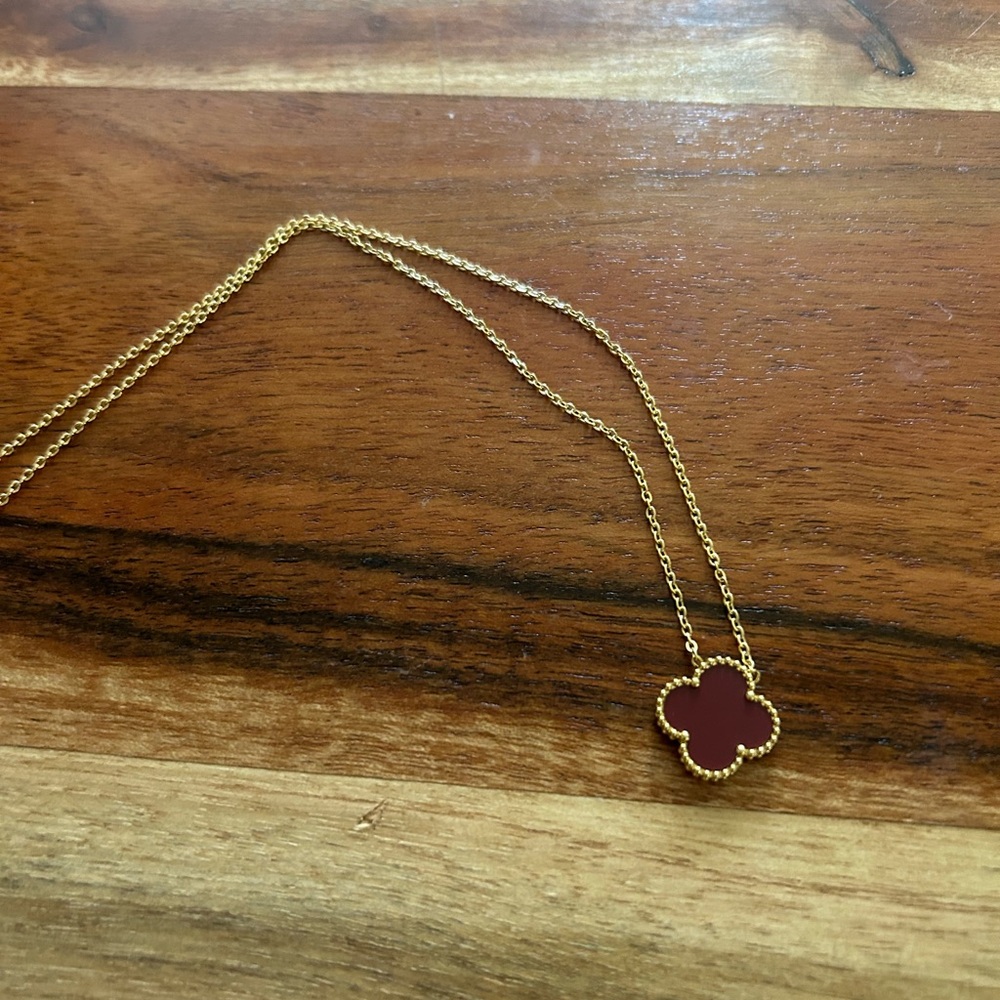 Burgundy Clover Necklace with stones